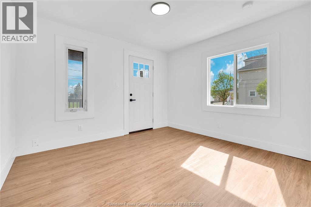 1398 Rooney, Windsor, Ontario  N9B 1K7 - Photo 8 - 26008561