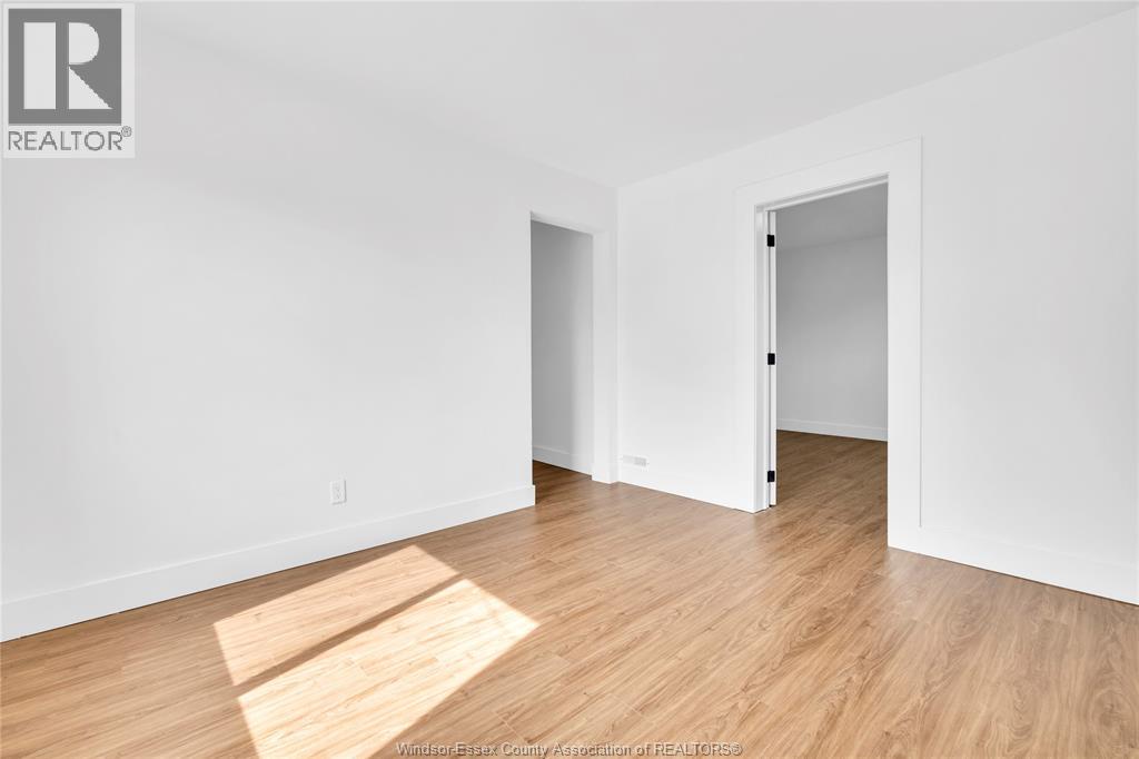 1398 Rooney, Windsor, Ontario  N9B 1K7 - Photo 9 - 26008561
