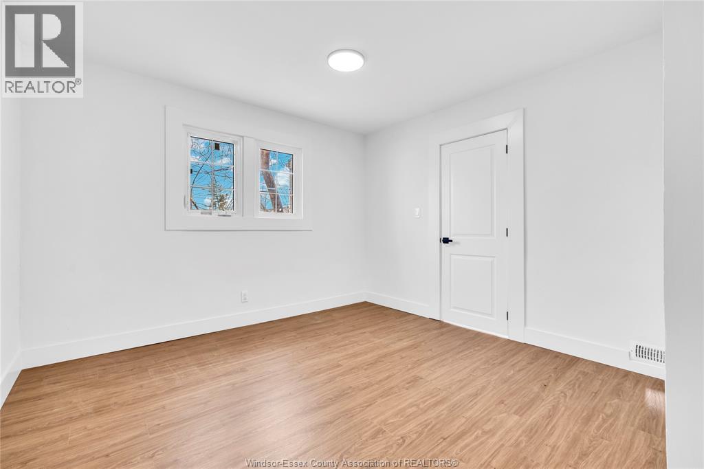 1398 Rooney, Windsor, Ontario  N9B 1K7 - Photo 10 - 26008560