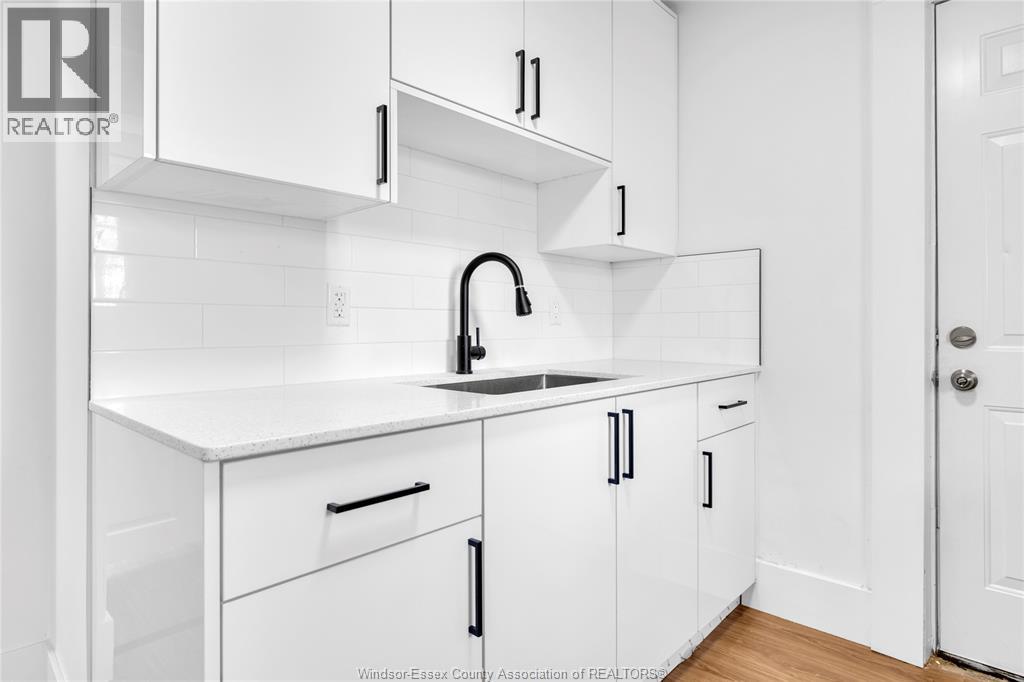 1398 Rooney, Windsor, Ontario  N9B 1K7 - Photo 17 - 26008560