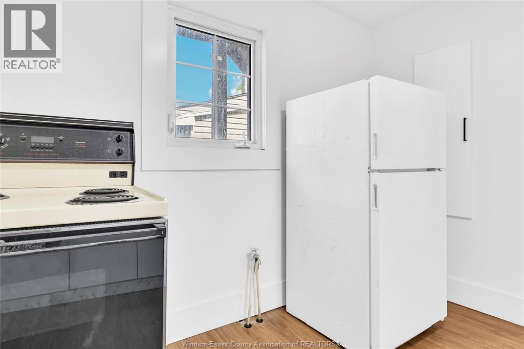 1398 Rooney, Windsor, Ontario  N9B 1K7 - Photo 18 - 26008560