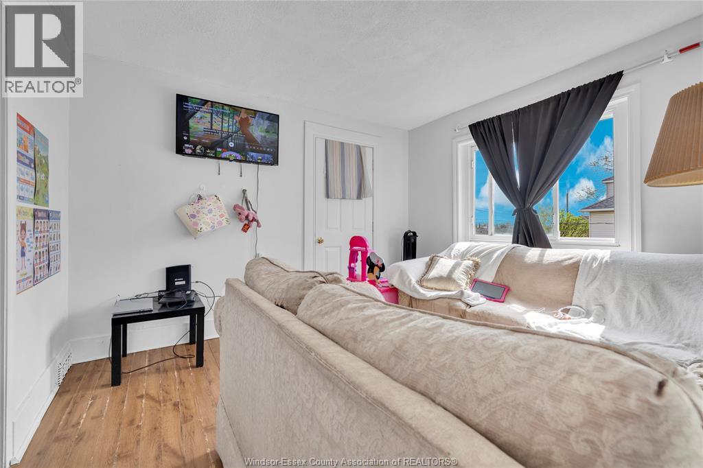 1398 Rooney, Windsor, Ontario  N9B 1K7 - Photo 22 - 26008560
