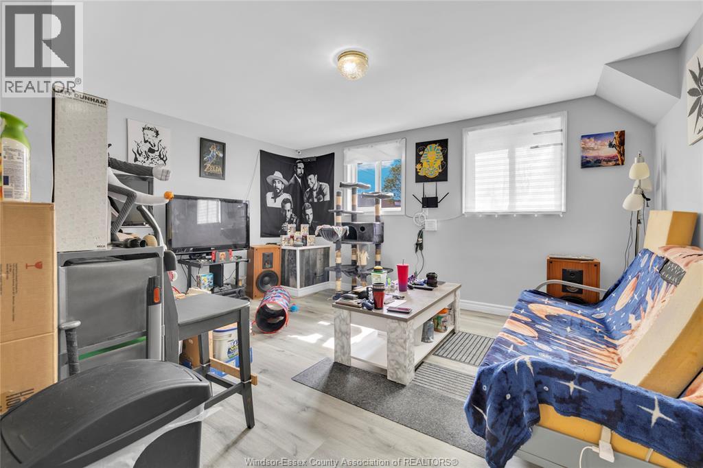 1398 Rooney, Windsor, Ontario  N9B 1K7 - Photo 35 - 26008560
