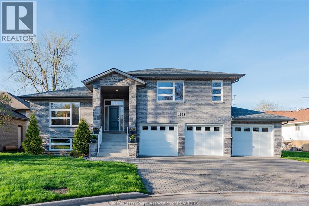 1798 ARGUS STREET, LaSalle, Ontario