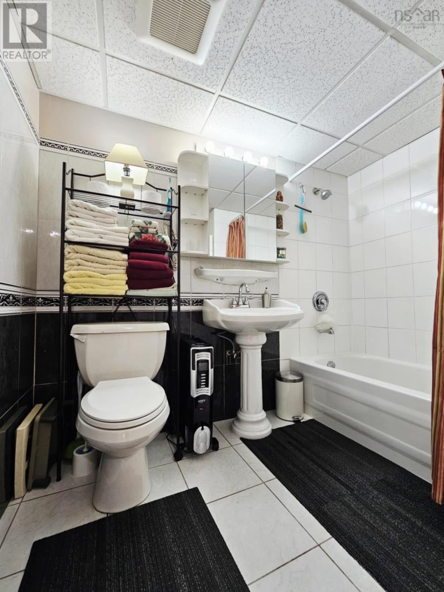 435 Prince Street, Truro, Nova Scotia  B2N 1E6 - Photo 49 - 202520595