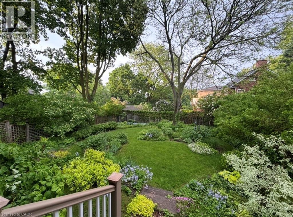 122 Dunbar Road S, Waterloo, Ontario  N2L 2E7 - Photo 26 - 40822205