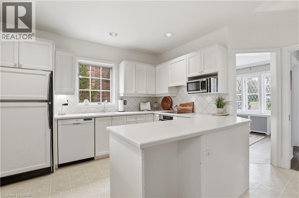 122 Dunbar Road S, Waterloo, Ontario  N2L 2E7 - Photo 9 - 40822205