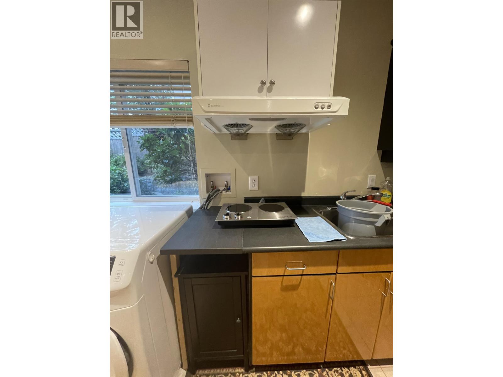 3000 Plateau Boulevard, Coquitlam, British Columbia  V3E 2Y8 - Photo 4 - R3113163