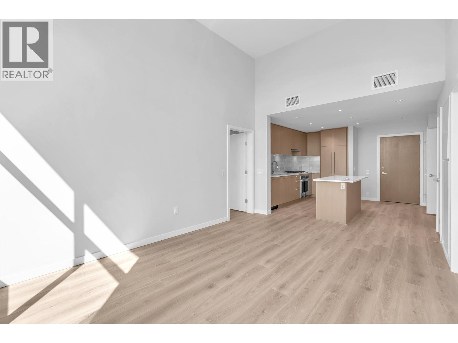 605 110 E 17th Street, North Vancouver, British Columbia  V7L 0K4 - Photo 15 - R3113166