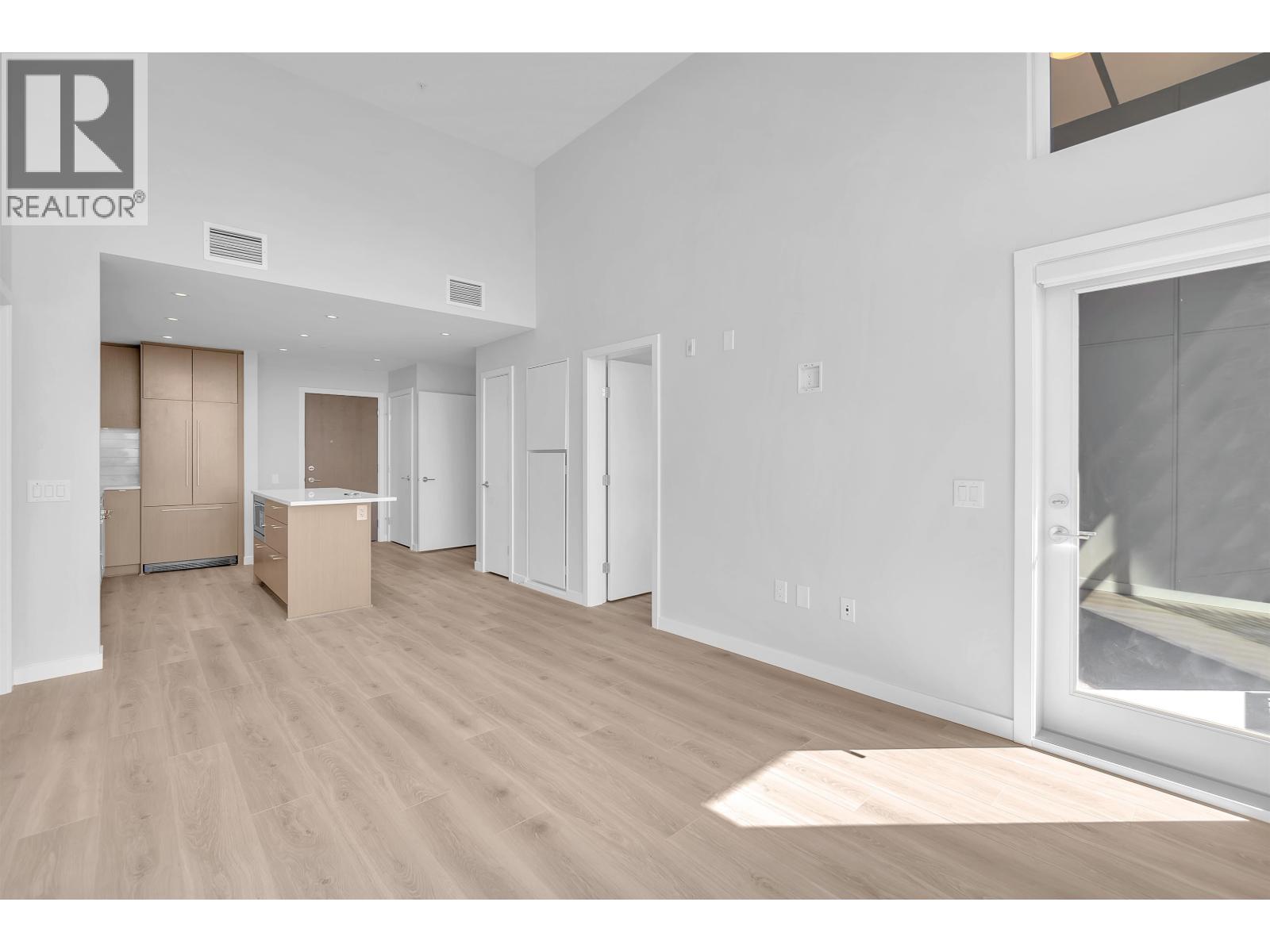 605 110 E 17th Street, North Vancouver, British Columbia  V7L 0K4 - Photo 17 - R3113166