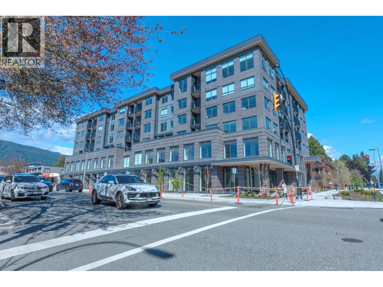 605 110 E 17th Street, North Vancouver, British Columbia  V7L 0K4 - Photo 33 - R3113166