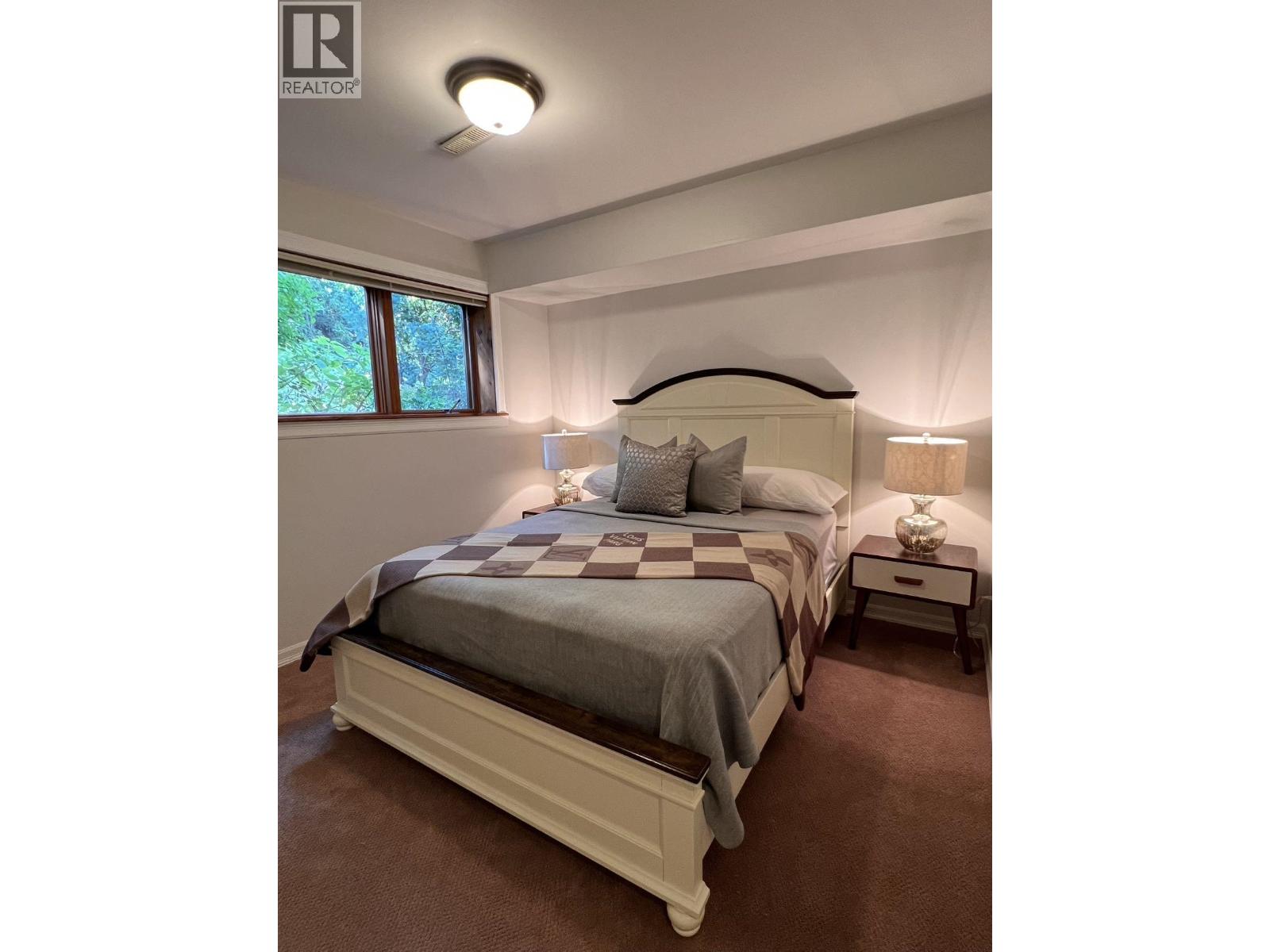 3xxx W 12th Ave, Vancouver, British Columbia  V6R 2K7 - Photo 2 - R3113176