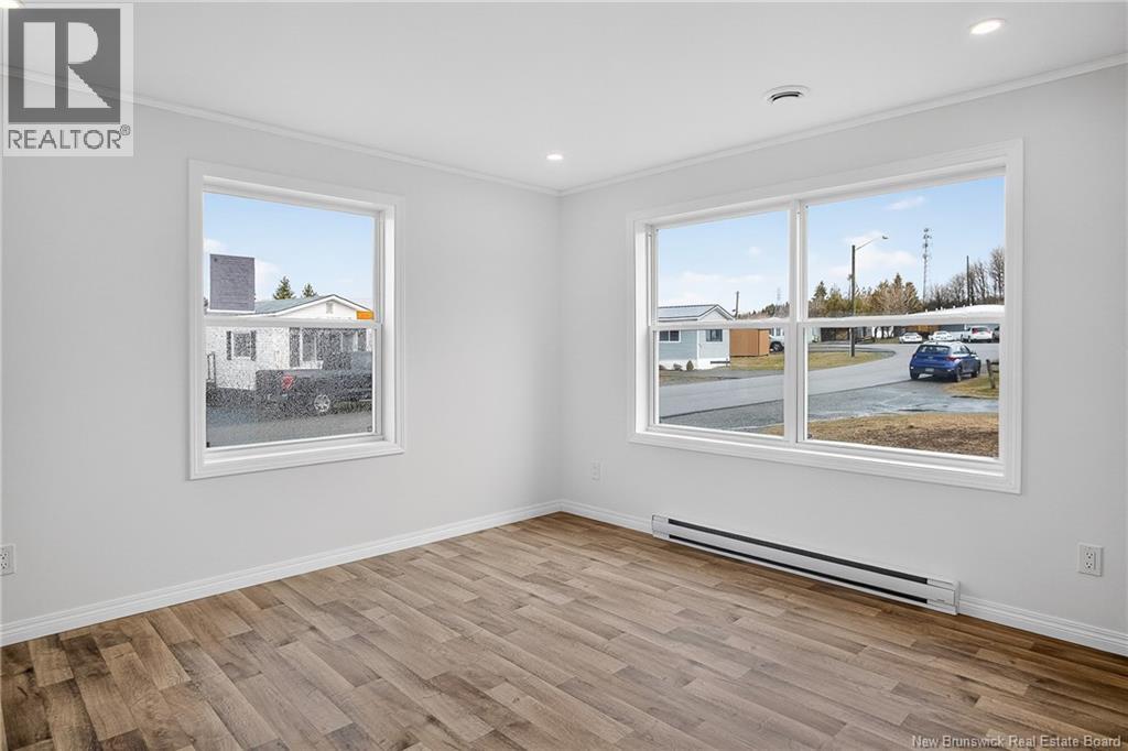 77 Violet Street, Saint John, New Brunswick  E2M 5M6 - Photo 17 - NB137530