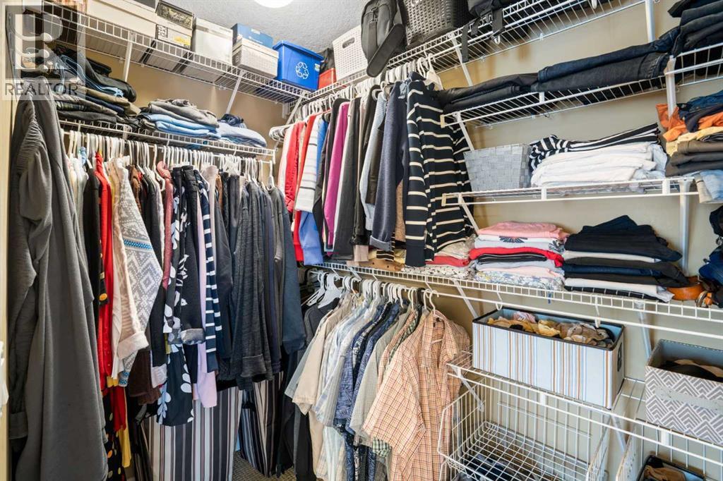 40 Bridleridge Lane Sw, Calgary, Alberta  T2Y 5H6 - Photo 27 - A2296367