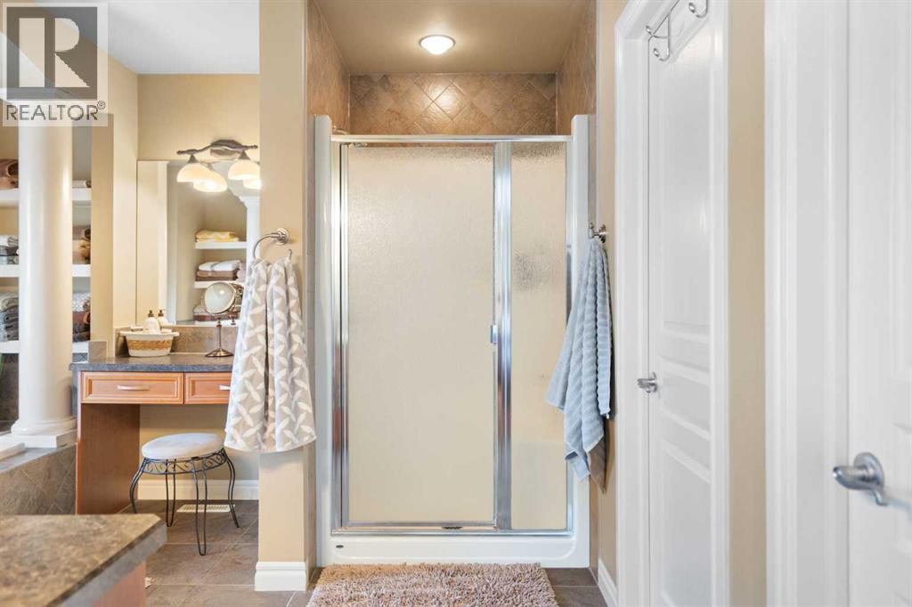 40 Bridleridge Lane Sw, Calgary, Alberta  T2Y 5H6 - Photo 29 - A2296367