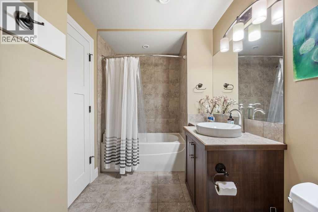 8 Grandarches Bay, Rural Rocky View County, Alberta  T3Z 0A7 - Photo 40 - A2300513