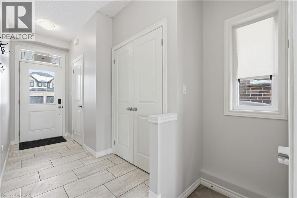 120 Links Crescent, Woodstock, Ontario  N4T 0K7 - Photo 5 - 40822345