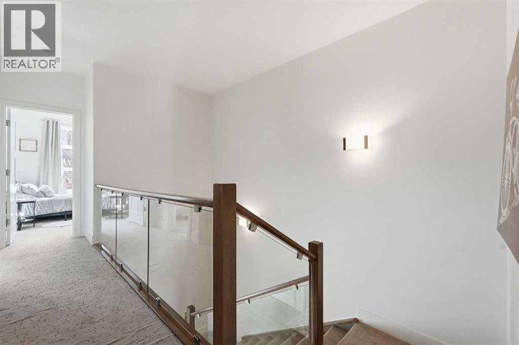 2825 26 Street Sw, Calgary, Alberta  T3E 2B1 - Photo 18 - A2302000