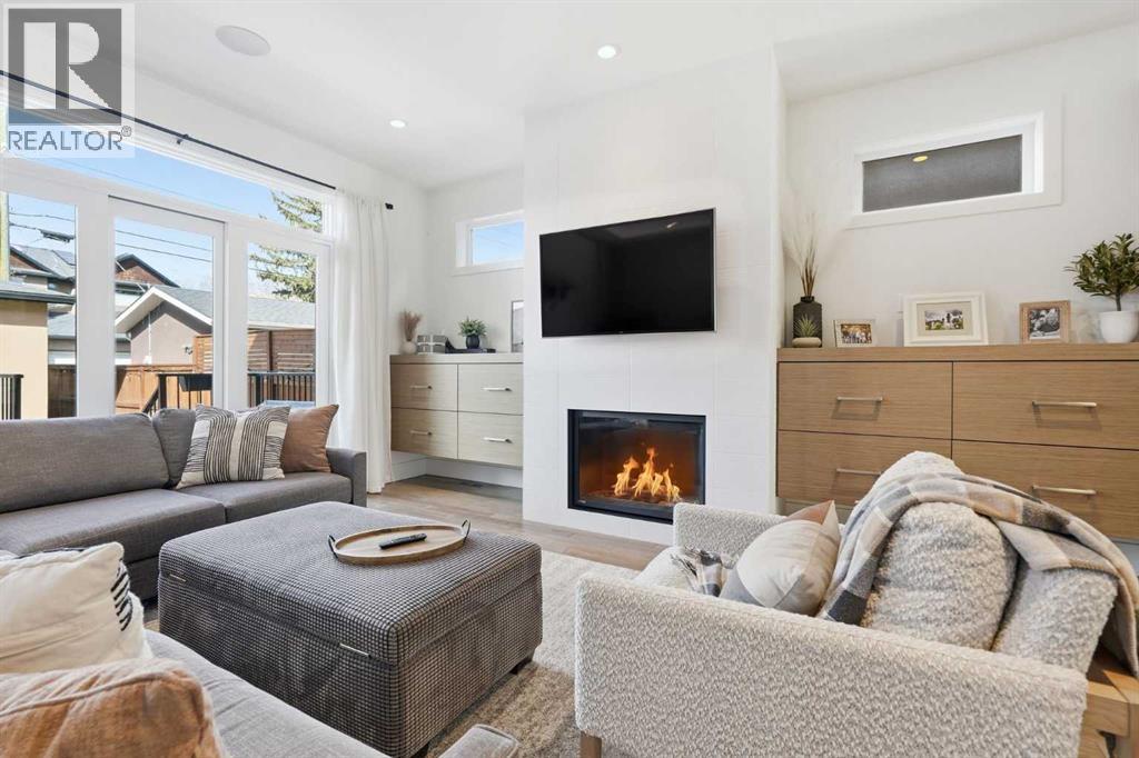 2825 26 Street Sw, Calgary, Alberta  T3E 2B1 - Photo 13 - A2302000