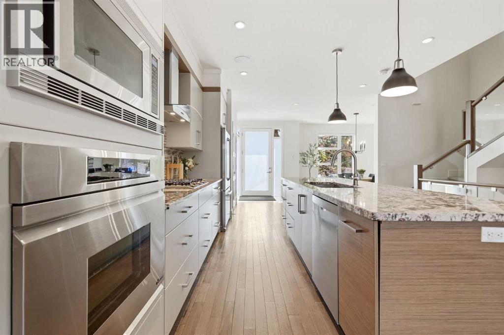 2825 26 Street Sw, Calgary, Alberta  T3E 2B1 - Photo 11 - A2302000