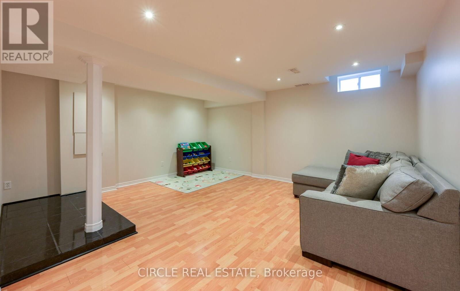 168 Twin Pines Crescent, Brampton (Northwest Sandalwood Parkway), Ontario  L7A 1N2 - Photo 28 - W13019026