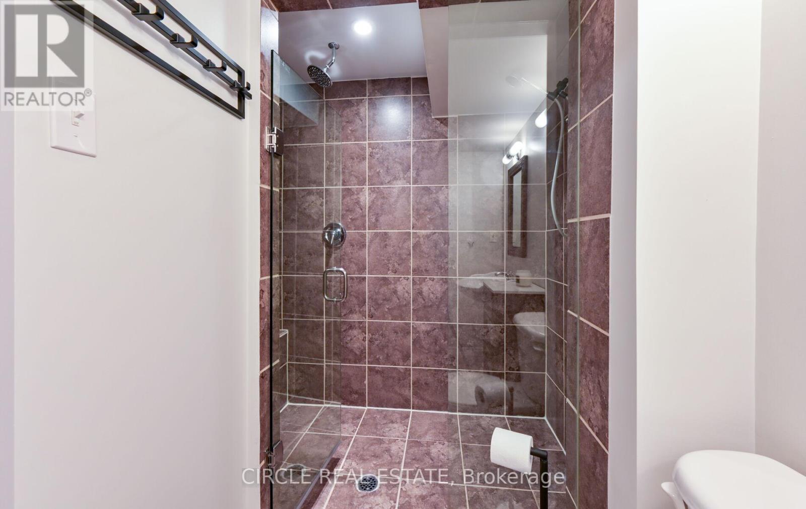 168 Twin Pines Crescent, Brampton (Northwest Sandalwood Parkway), Ontario  L7A 1N2 - Photo 33 - W13019026