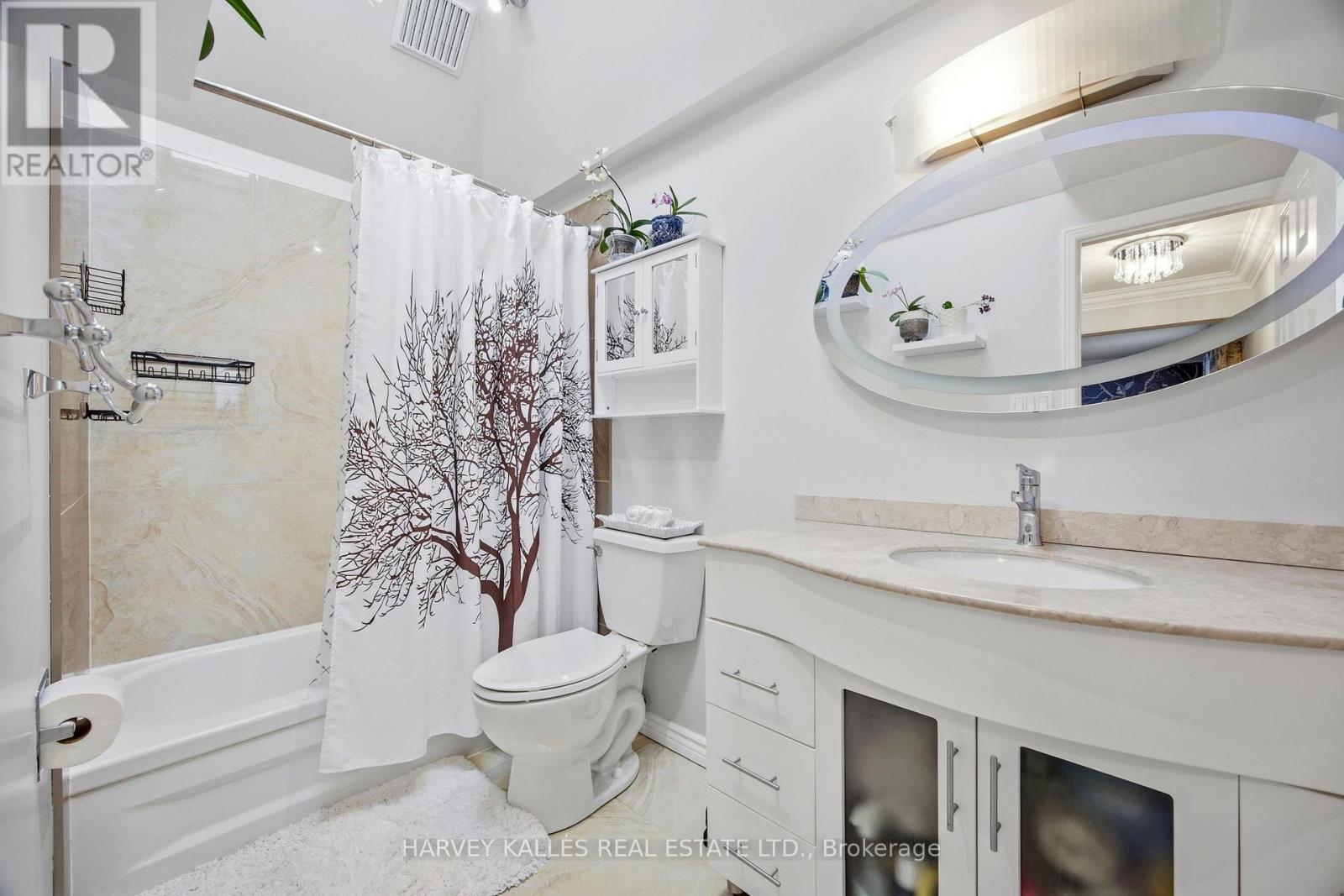 682 Willowbank Trail, Mississauga, Ontario  L4W 3L8 - Photo 30 - W13019040