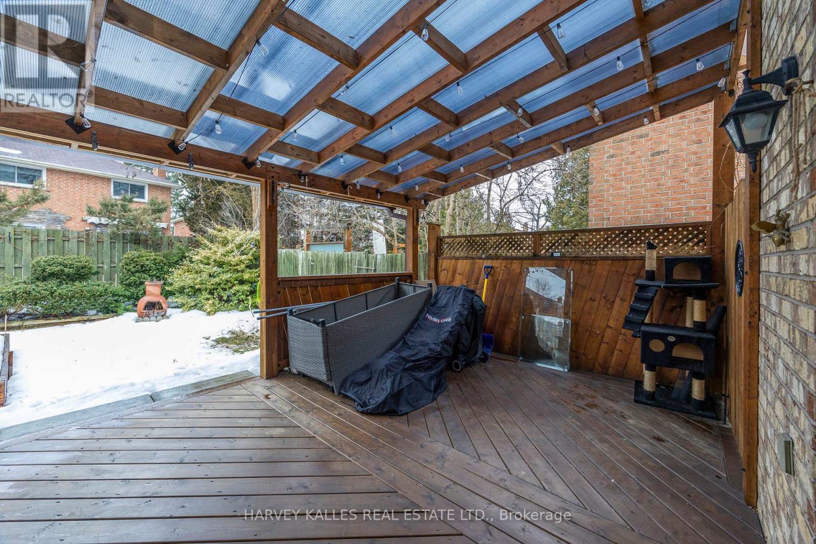 682 Willowbank Trail, Mississauga, Ontario  L4W 3L8 - Photo 44 - W13019040