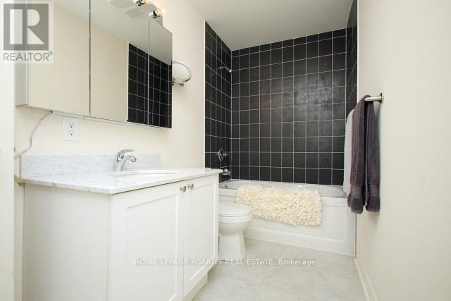 1109 - 3865 Lake Shore Boulevard W, Toronto (Long Branch), Ontario  M8W 0A2 - Photo 11 - W13019046