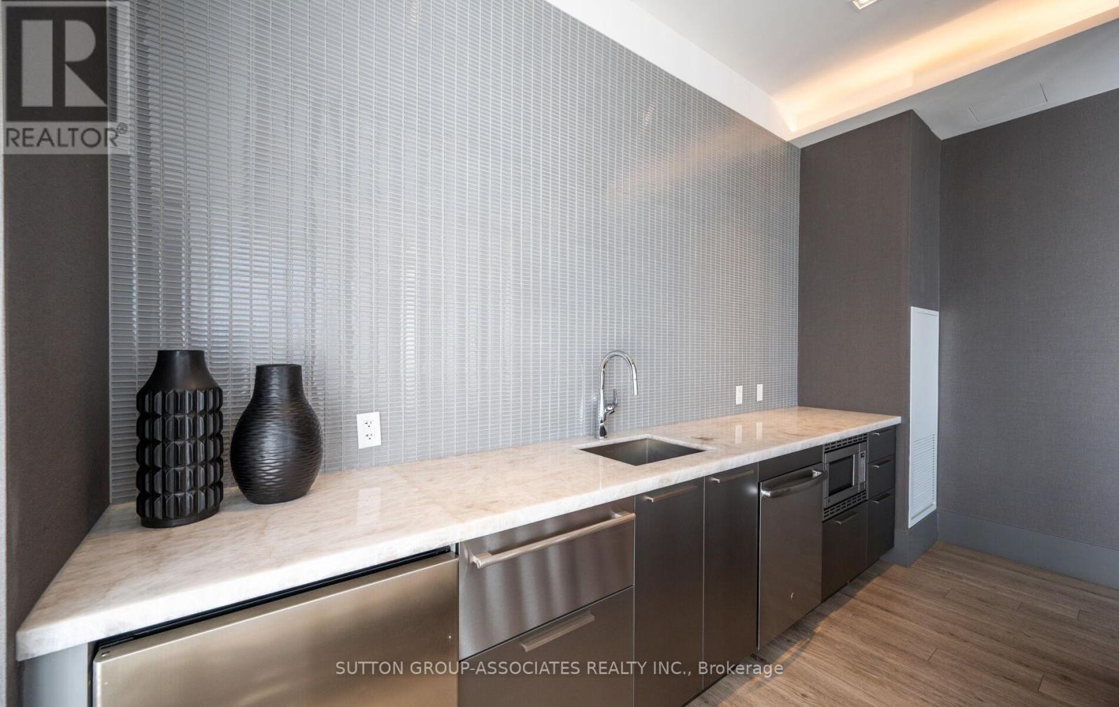 614 - 20 Brin Drive, Toronto (Edenbridge-Humber Valley), Ontario  M8X 0B2 - Photo 28 - W13019058