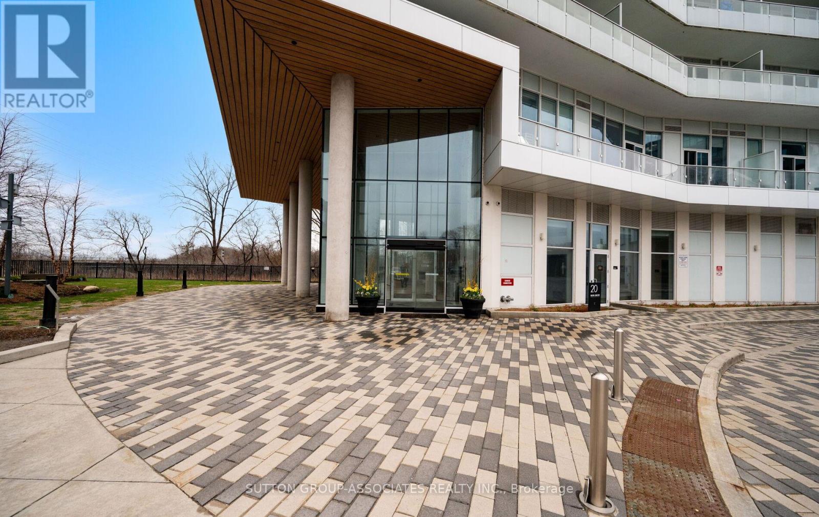 614 - 20 Brin Drive, Toronto (Edenbridge-Humber Valley), Ontario  M8X 0B2 - Photo 4 - W13019058