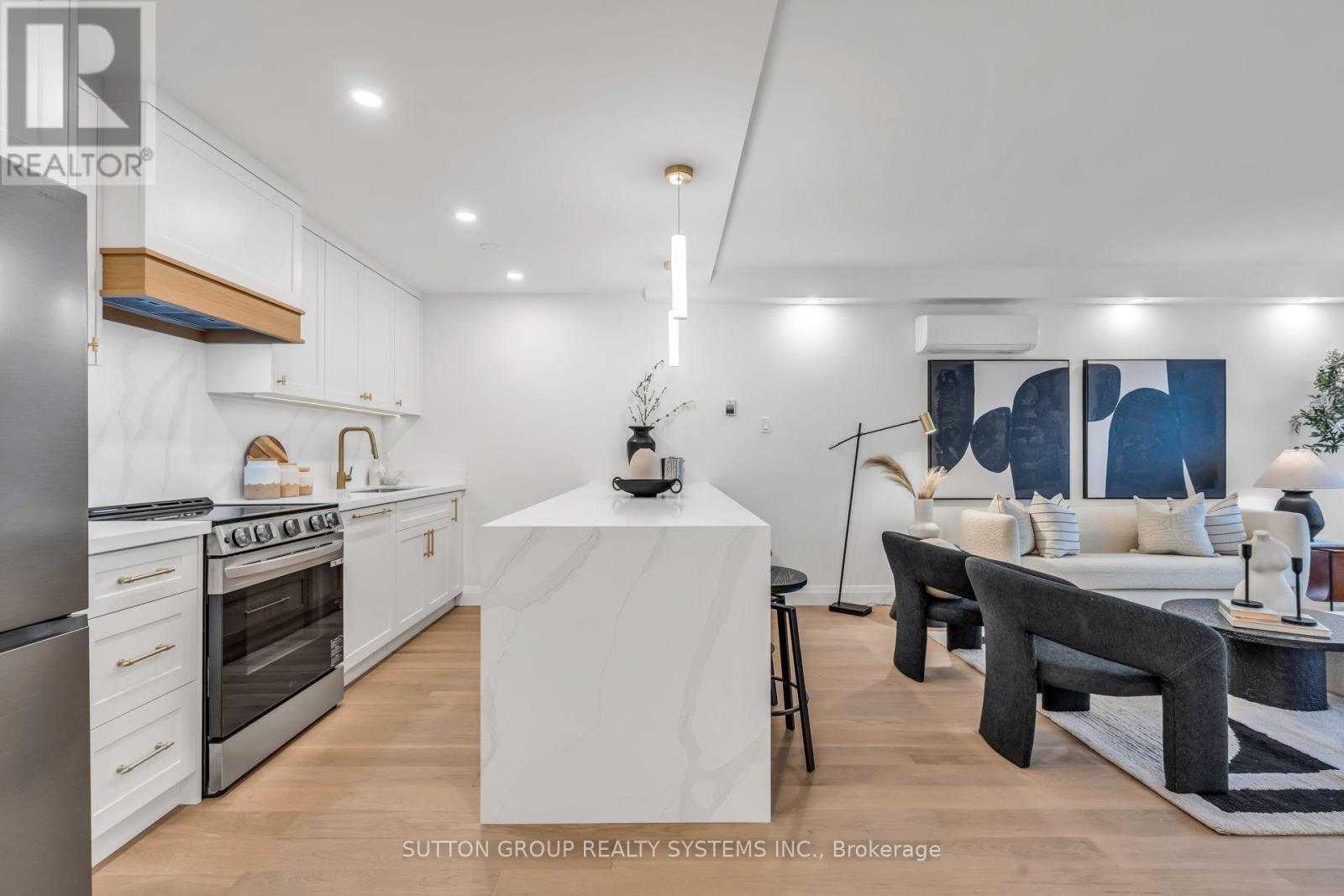 706 - 45 Southport Street, Toronto (High Park-Swansea), Ontario  M6S 3N5 - Photo 9 - W13019106