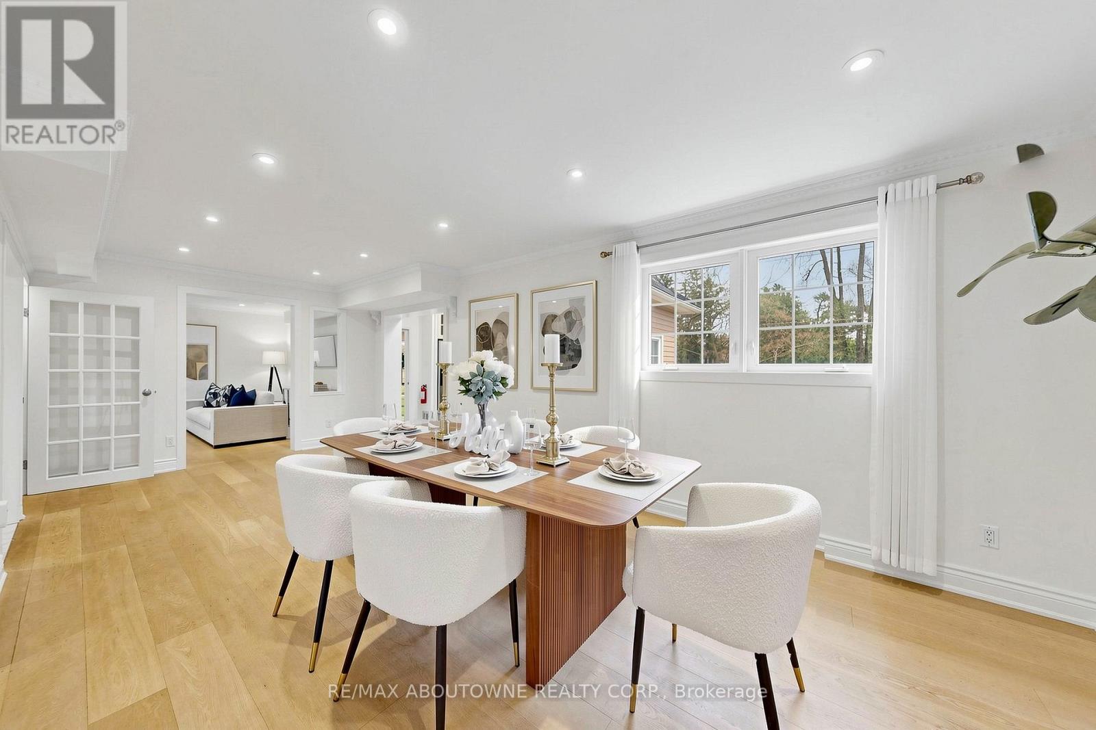 1316 Cambridge Drive, Oakville, Ontario  L6J 1S3 - Photo 10 - W13019156