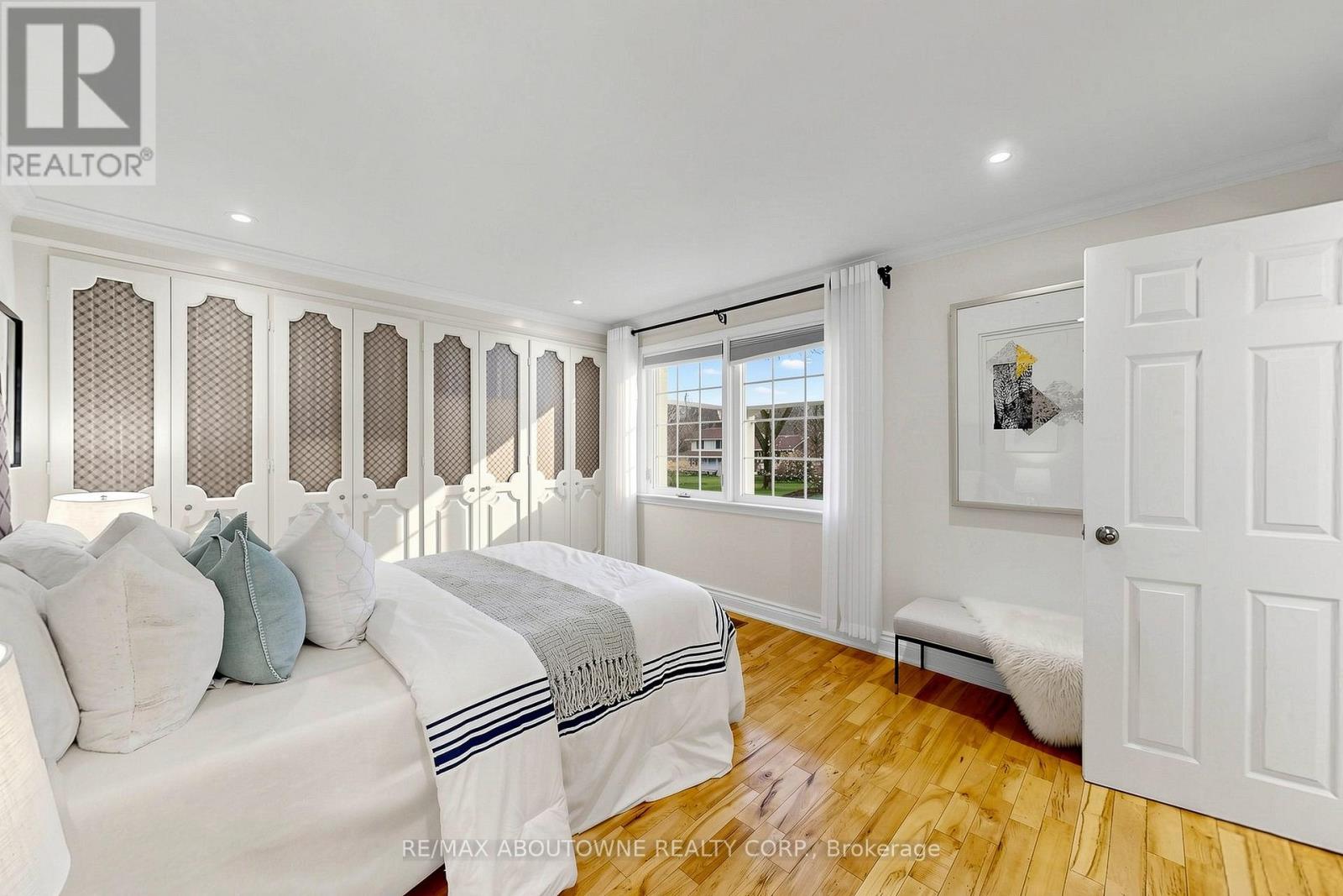 1316 Cambridge Drive, Oakville, Ontario  L6J 1S3 - Photo 23 - W13019156