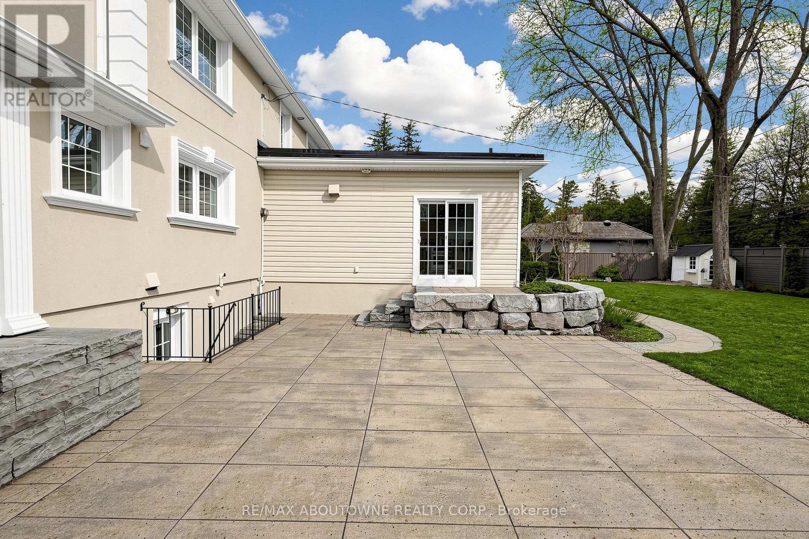 1316 Cambridge Drive, Oakville, Ontario  L6J 1S3 - Photo 39 - W13019156