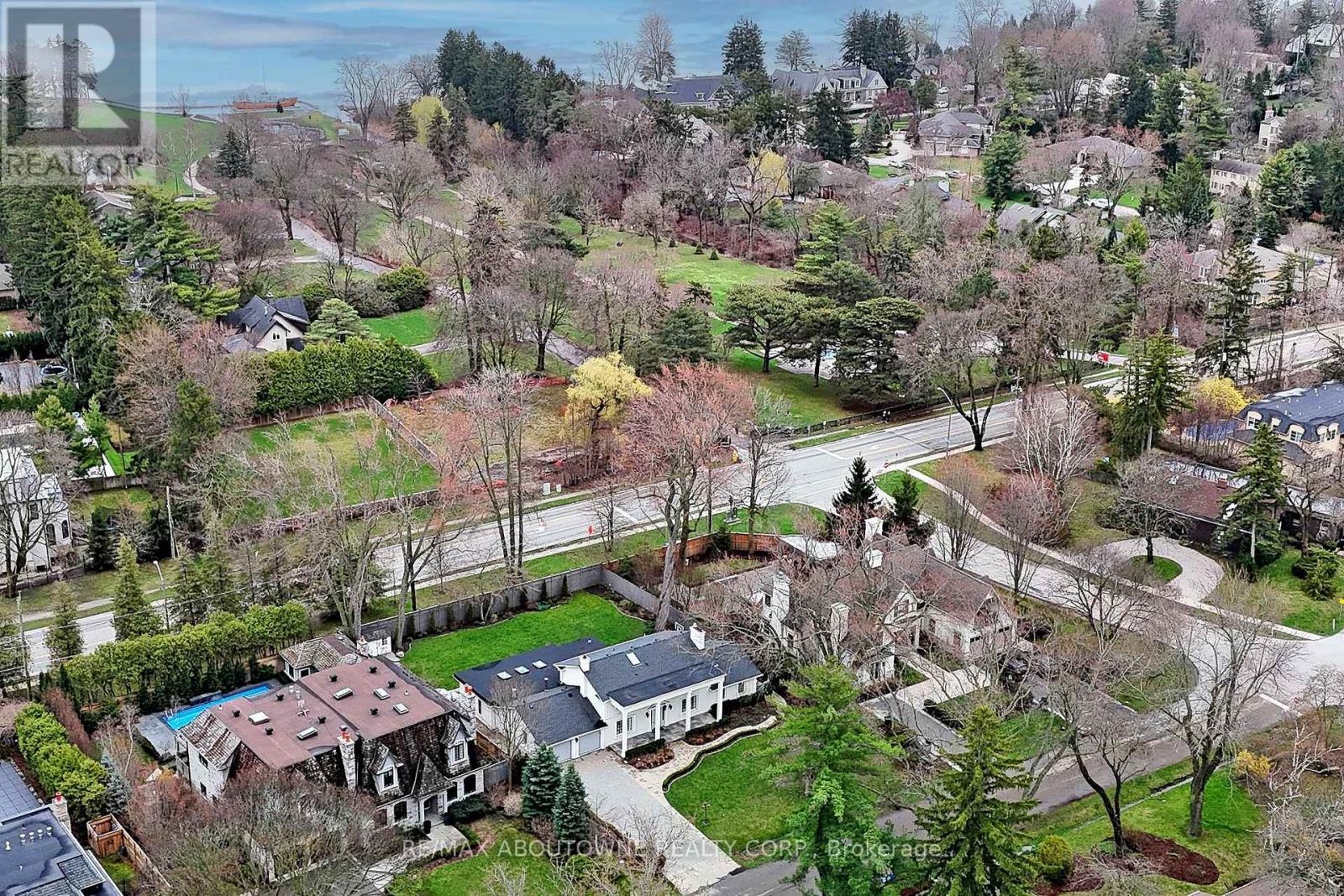 1316 Cambridge Drive, Oakville, Ontario  L6J 1S3 - Photo 44 - W13019156