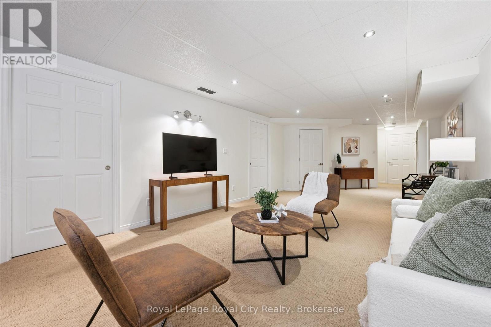 92 Marsh Crescent, Guelph, Ontario  N1L 1L4 - Photo 37 - X12826030