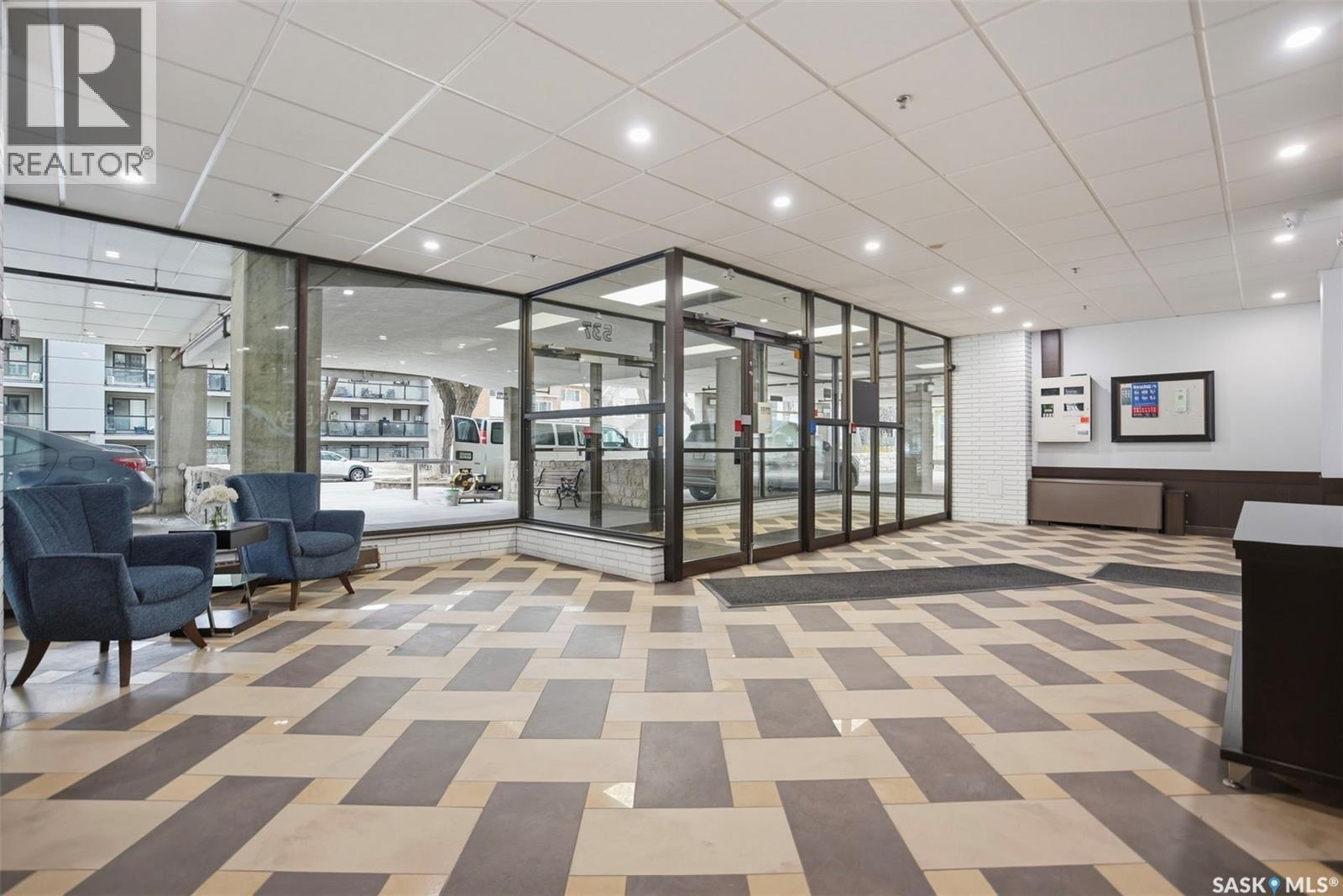 104 537 4th Avenue N, Saskatoon, Saskatchewan  S7K 2M6 - Photo 2 - SK033344