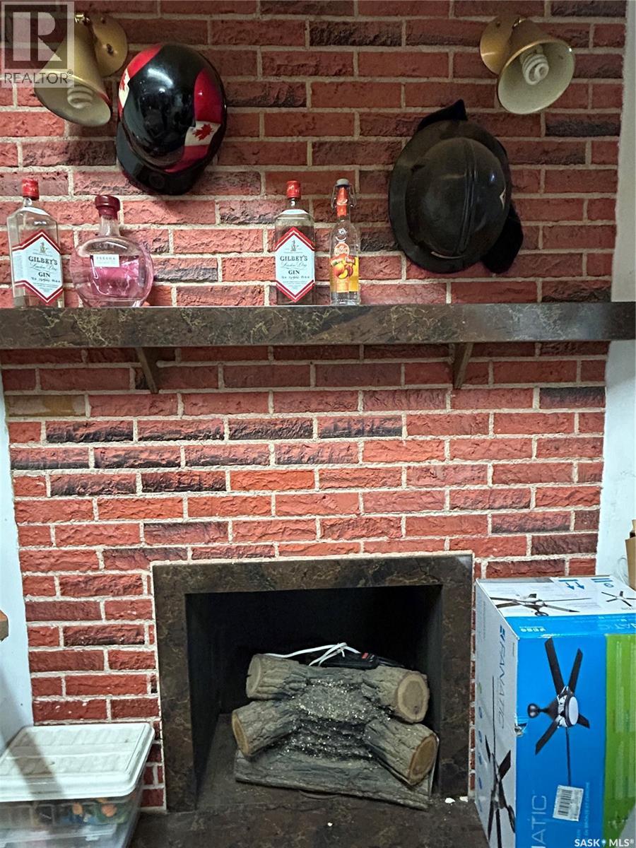 321 3rd Street, Frobisher, Saskatchewan  S0C 0Y0 - Photo 24 - SK033324