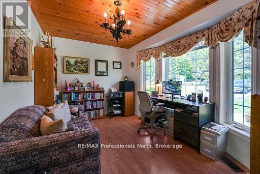 4696 County Road 21, Dysart Et Al, Ontario  K0M 1S0 - Photo 9 - X12757580