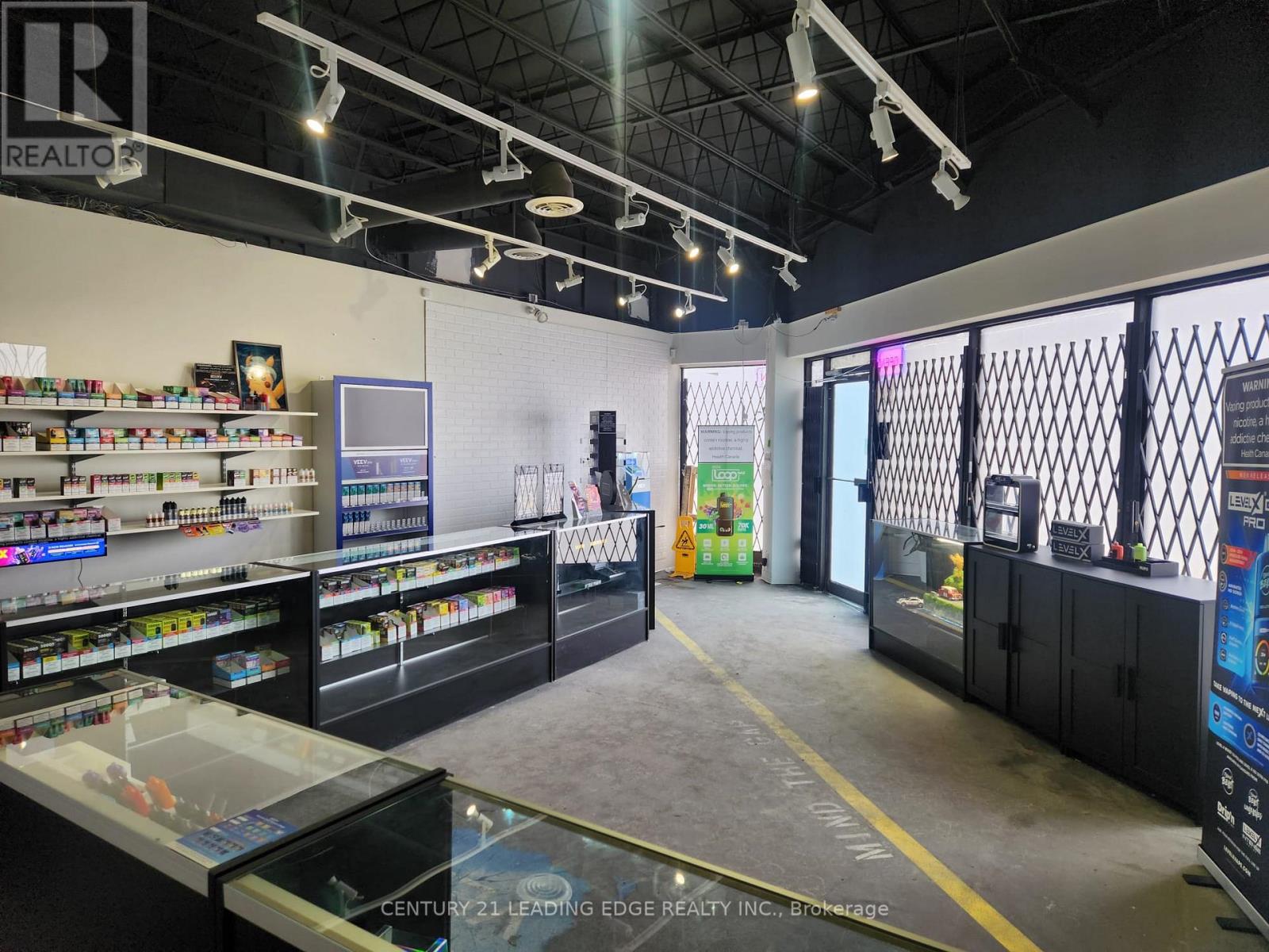 2245 Kennedy Road, Toronto, Ontario  M1T 3G8 - Photo 2 - E13018608