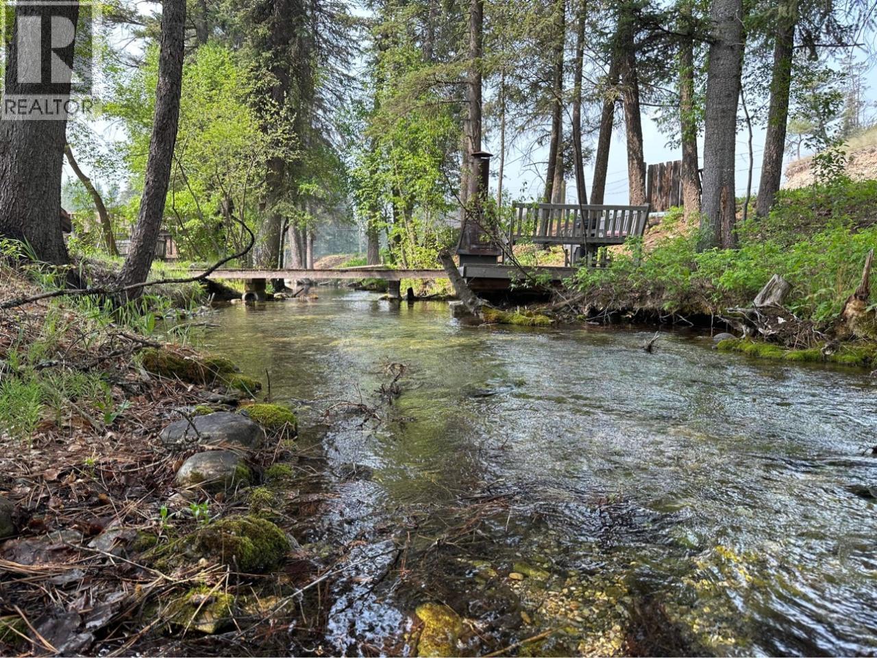 4534 93/95 Highway, Skookumchuck, British Columbia  V0B 2E0 - Photo 6 - 10383509