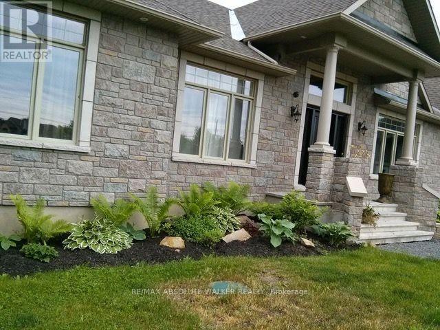 8134 Adam Baker Way, Ottawa, Ontario  K0A 2P0 - Photo 45 - X12897312