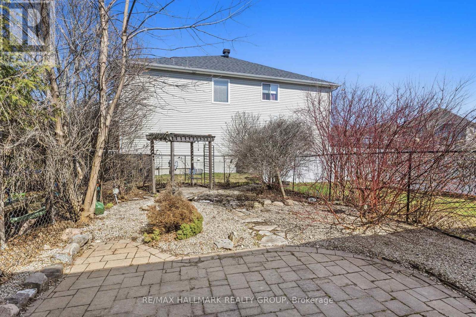 988 Lucille Way, Ottawa, Ontario  K4A 4J2 - Photo 29 - X12947776