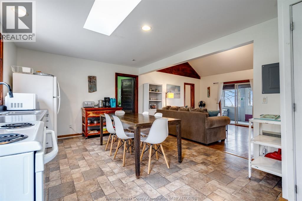 170 North Shore Rd, Pelee Island, Ontario  N0R 1M0 - Photo 4 - 26008246