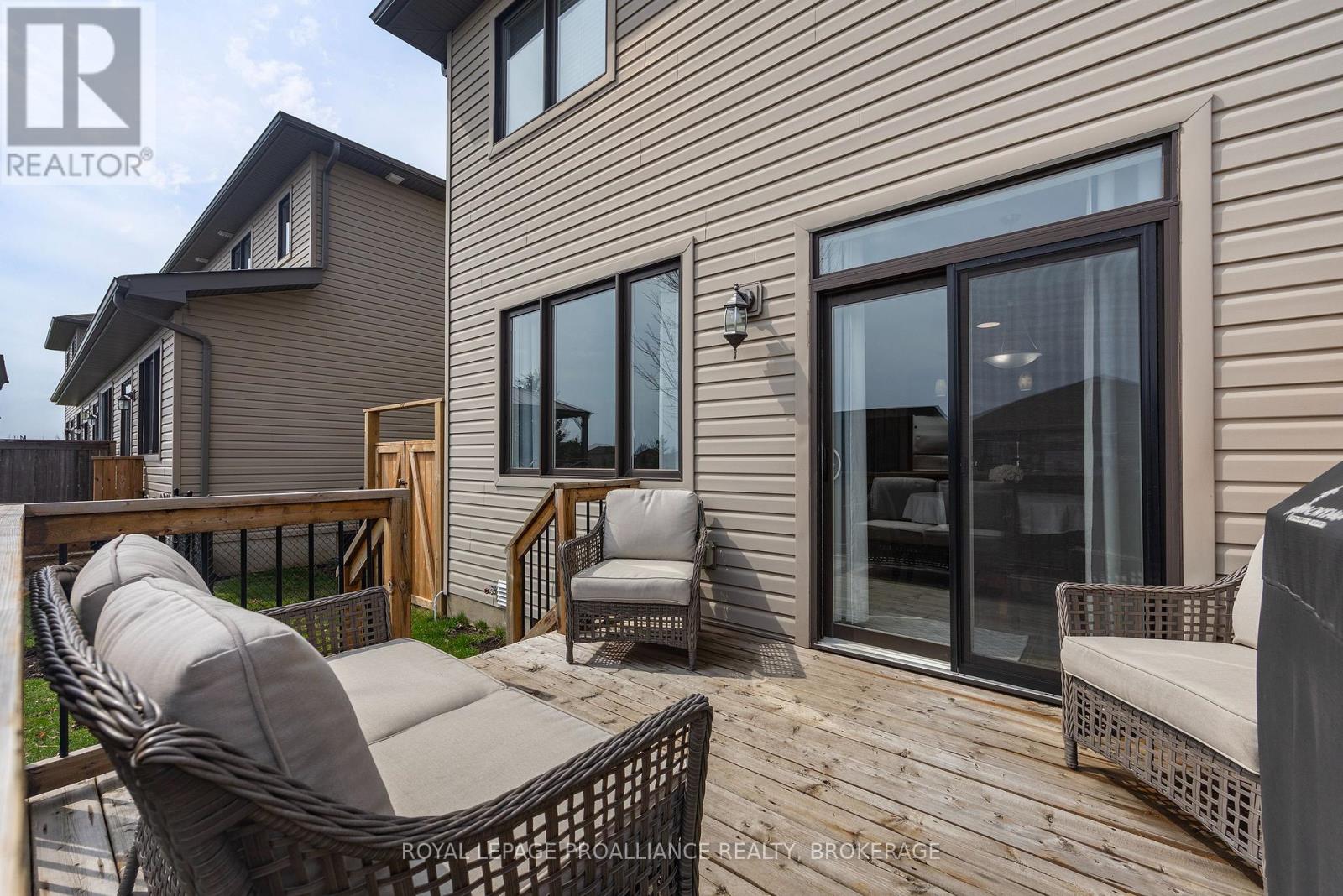 136 Simurda Court, Loyalist, Ontario  K7N 0A8 - Photo 10 - X13019402