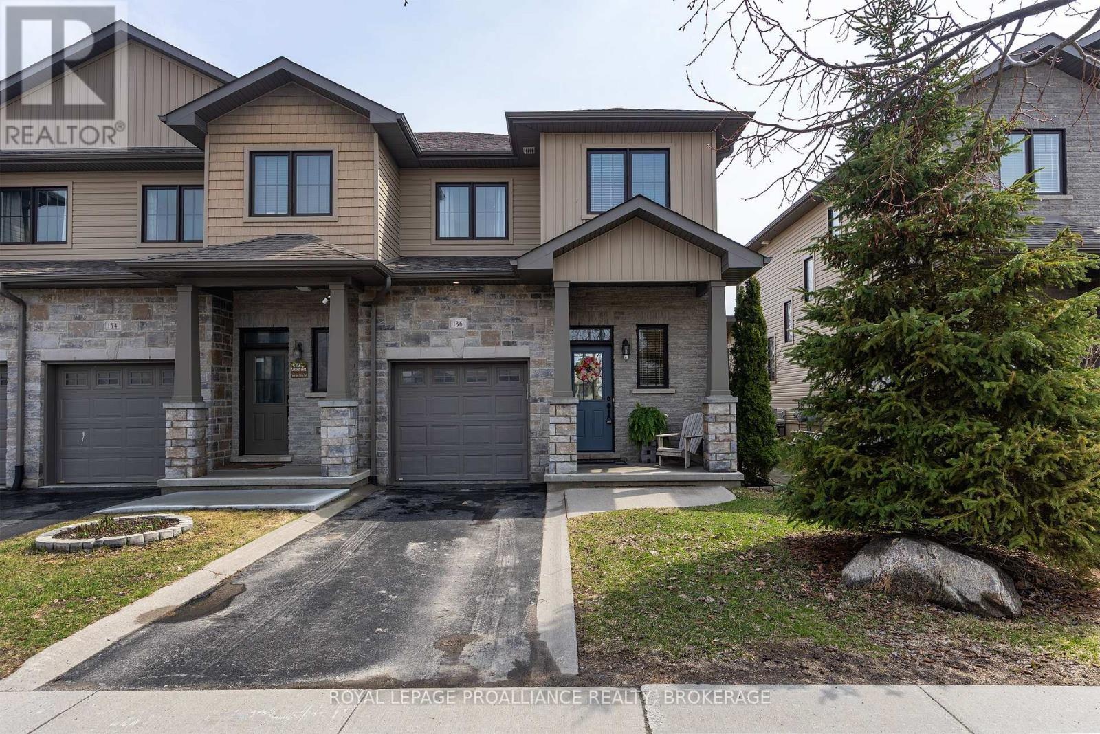 136 Simurda Court, Loyalist, Ontario  K7N 0A8 - Photo 2 - X13019402