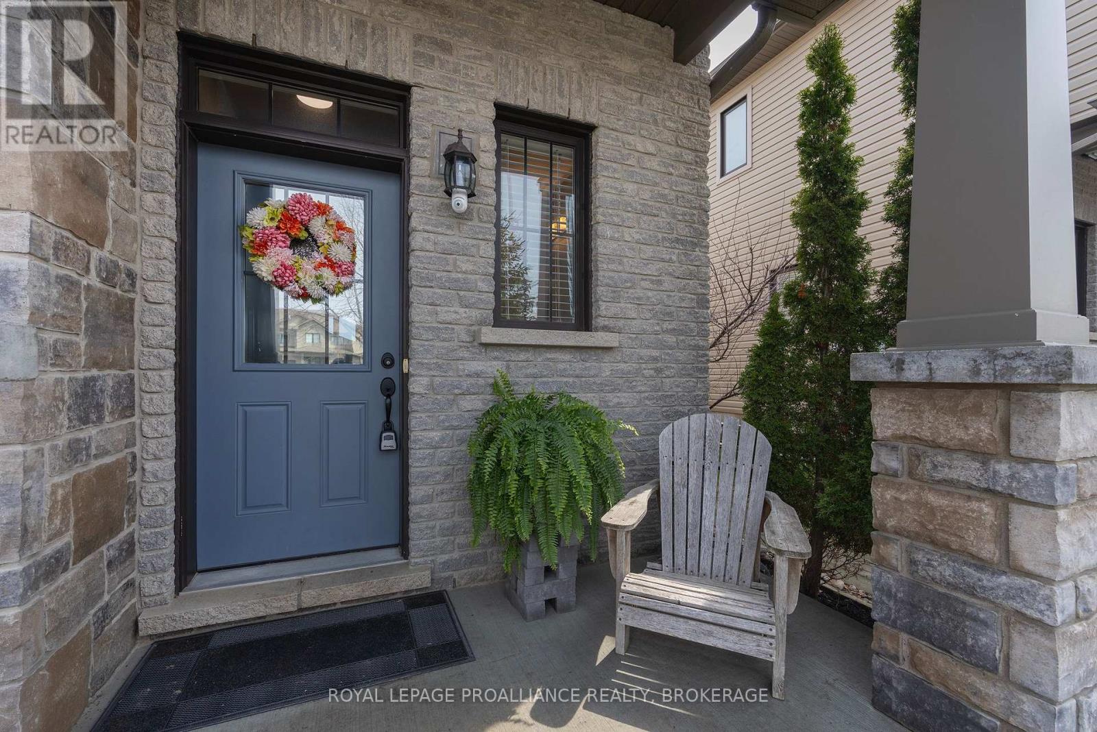 136 Simurda Court, Loyalist, Ontario  K7N 0A8 - Photo 5 - X13019402