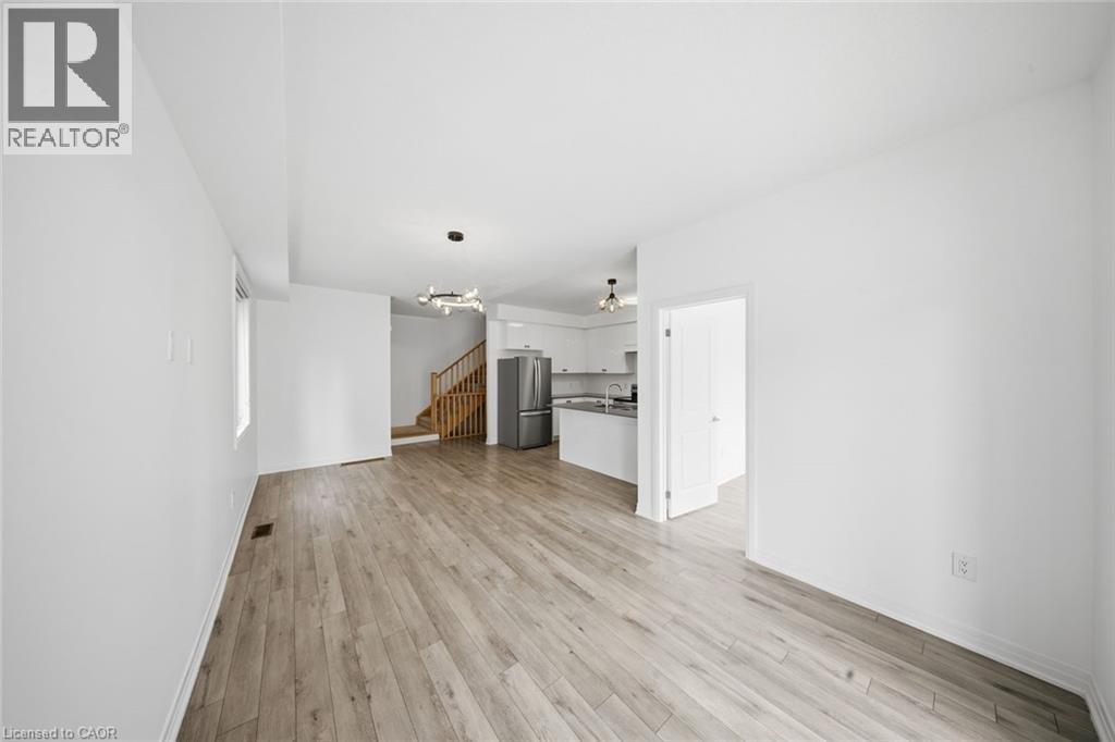 585 Colborne Street E Unit# 901, Brantford, Ontario  N3S 0K4 - Photo 3 - 40815213