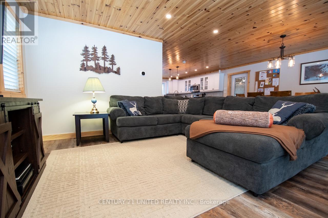 1525 South Baptiste Lake Road, Hastings Highlands, Ontario  K0L 1C0 - Photo 18 - X13019252